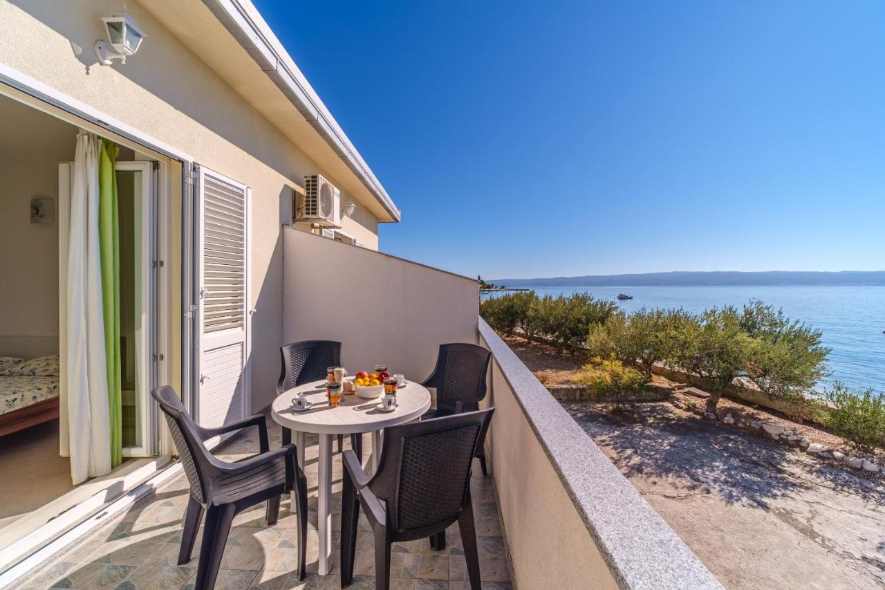 Beach Paradise Apartments Подстрана Екстер'єр фото
