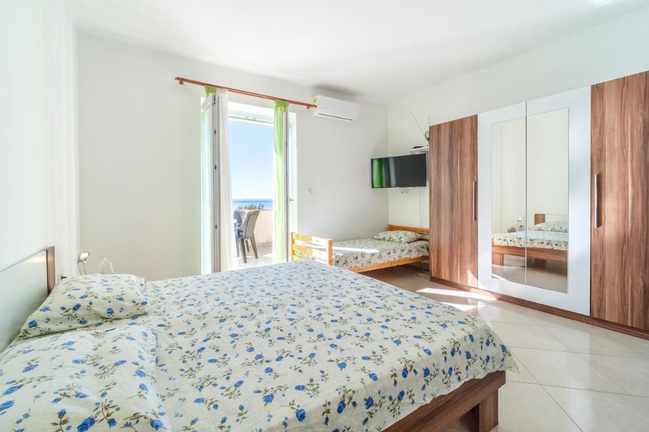 Beach Paradise Apartments Подстрана Екстер'єр фото