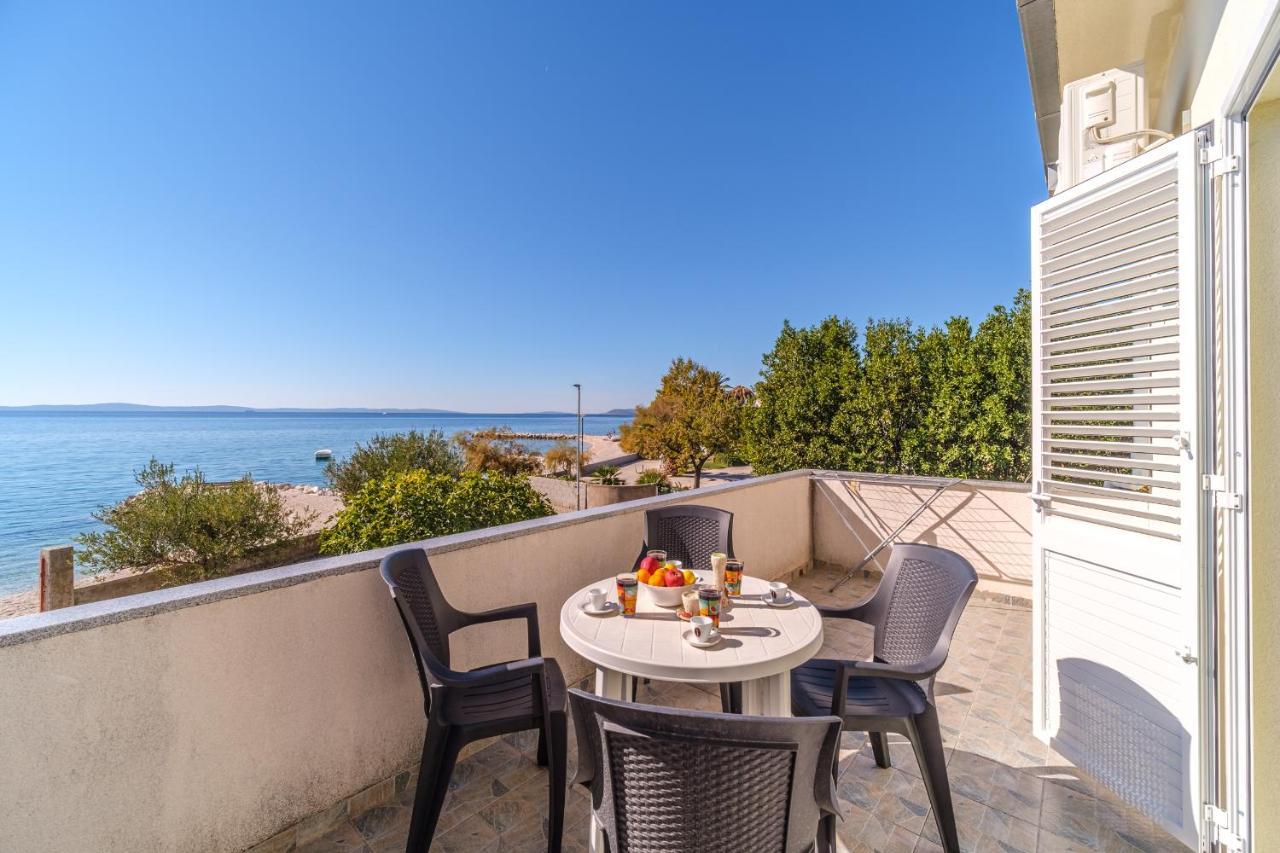 Beach Paradise Apartments Подстрана Екстер'єр фото