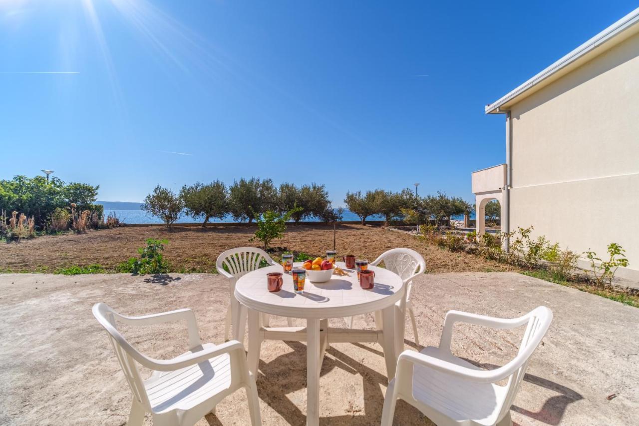 Beach Paradise Apartments Подстрана Екстер'єр фото