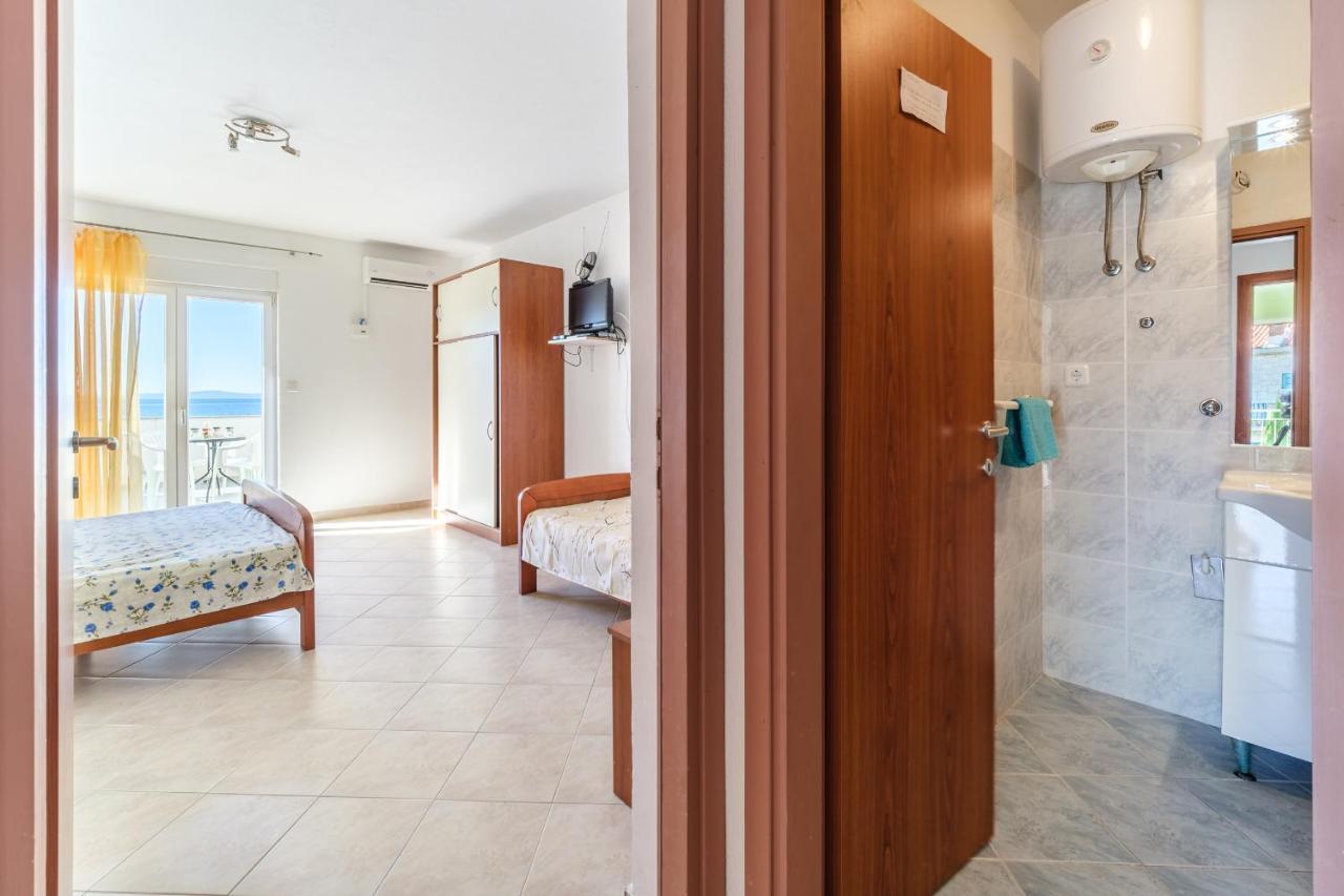 Beach Paradise Apartments Подстрана Екстер'єр фото